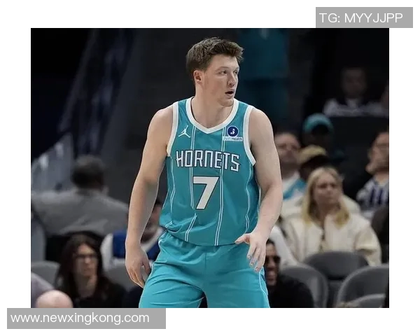 克尼佩尔表现惊艳4号秀16投7中斩获20分12篮板2助攻展现新秀风采